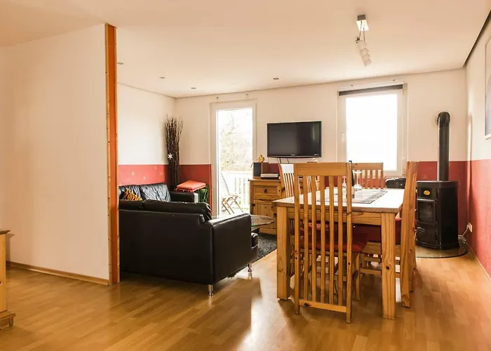 Ferienwohnung Casa Casimir Mit Elbblick, Balkon Und Grossen Garten